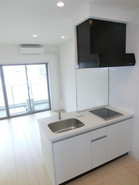 キッチン　２口ＩＨシステムキッチン