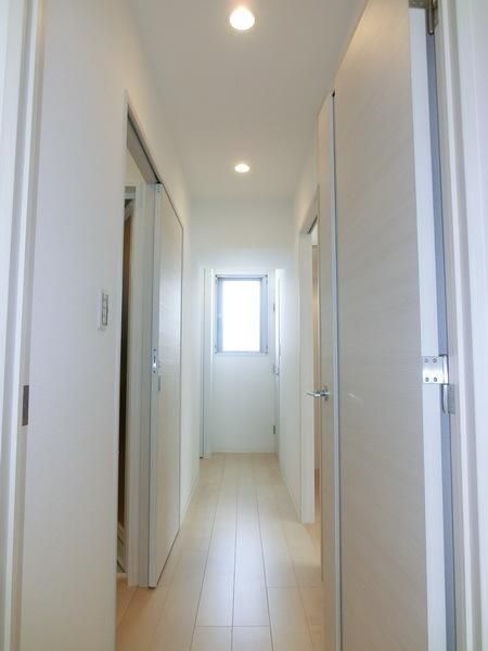 玄関　シューズＢＯＸあり