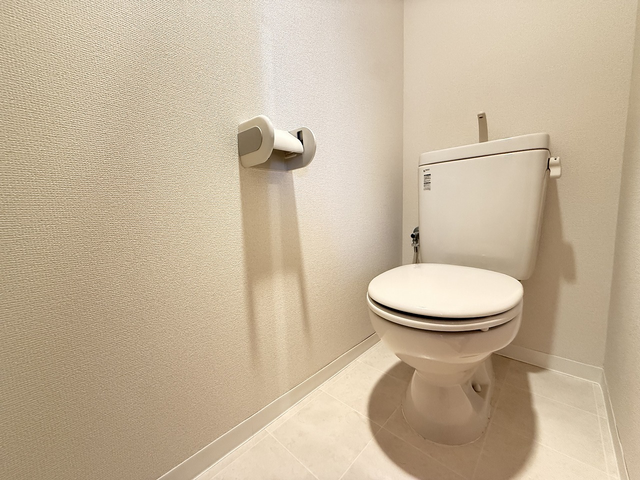 トイレ　※写真は別部屋です。