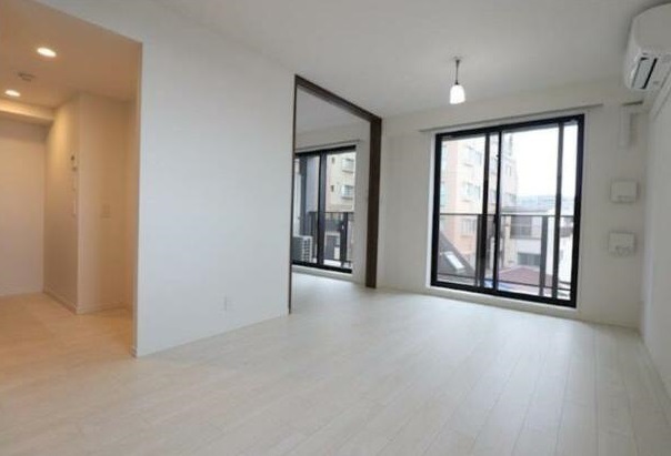 居室・リビング　ゆったり過ごせる居間です