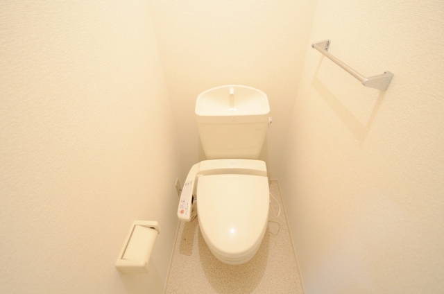 トイレ　温水洗浄便座あり