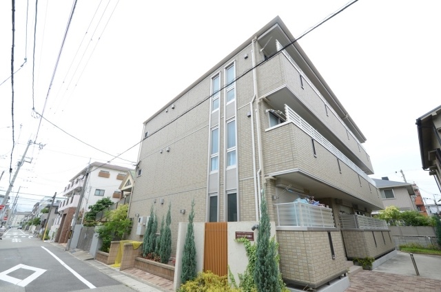 建物外観　オートロック付きでセキュリティ安心！