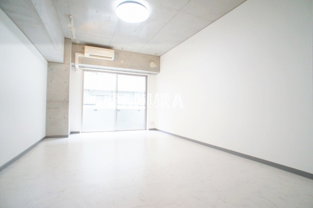 居室・リビング　使いやすい形の為、レイアウトを楽しめます♪