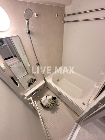 バス・シャワールーム　モデルルームです・家具小物類はつきません