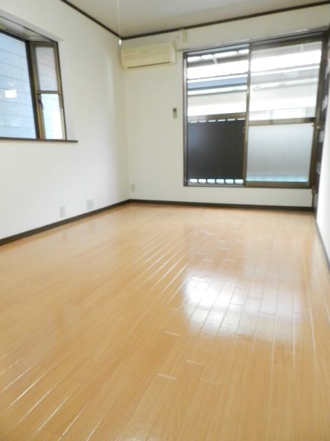 居室・リビング　２階リビング