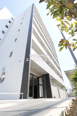 建物外観　シンプルで洗練されたデザインが毎日の暮らしに心地よさをプラス