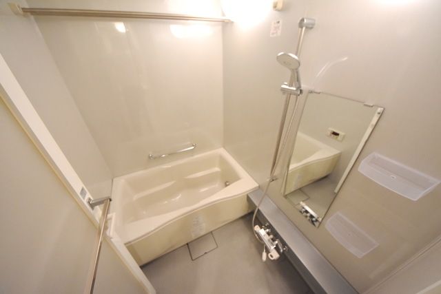 バス・シャワールーム　同建物参考資料