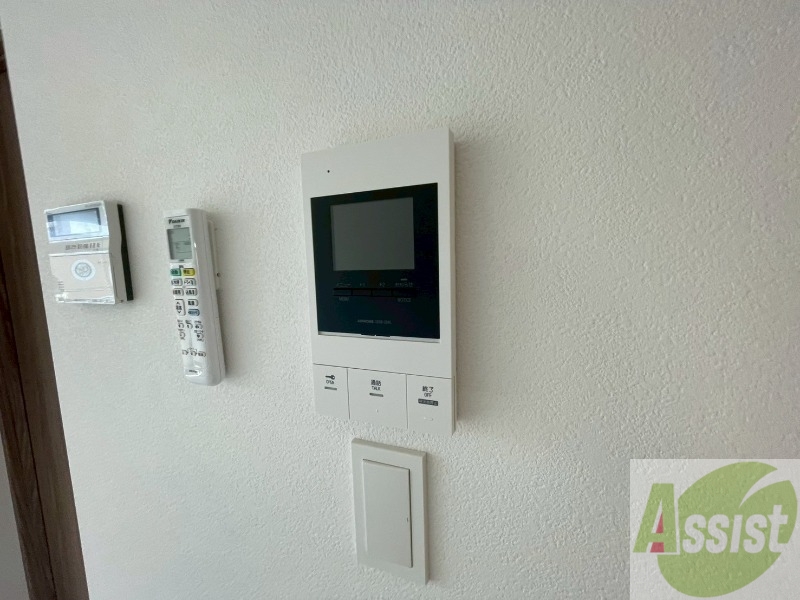 セキュリティ　モニタ付インターホンでセキュリティ面も安心です。