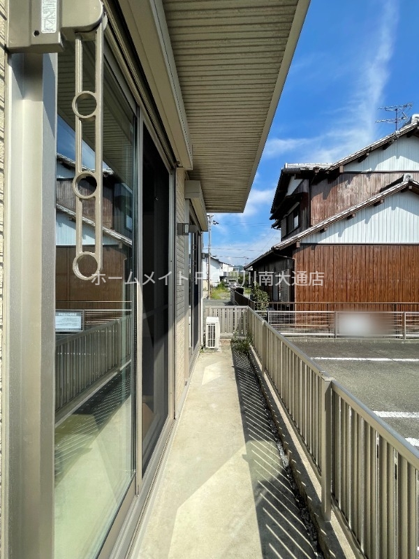 バルコニー　同型別部屋写真