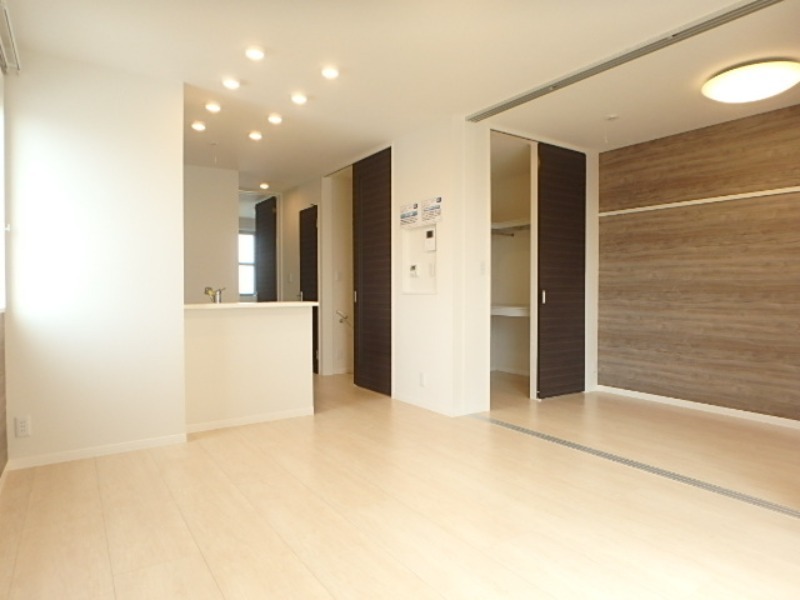 居室・リビング　図面と現状に相違がある場合には現状を優先