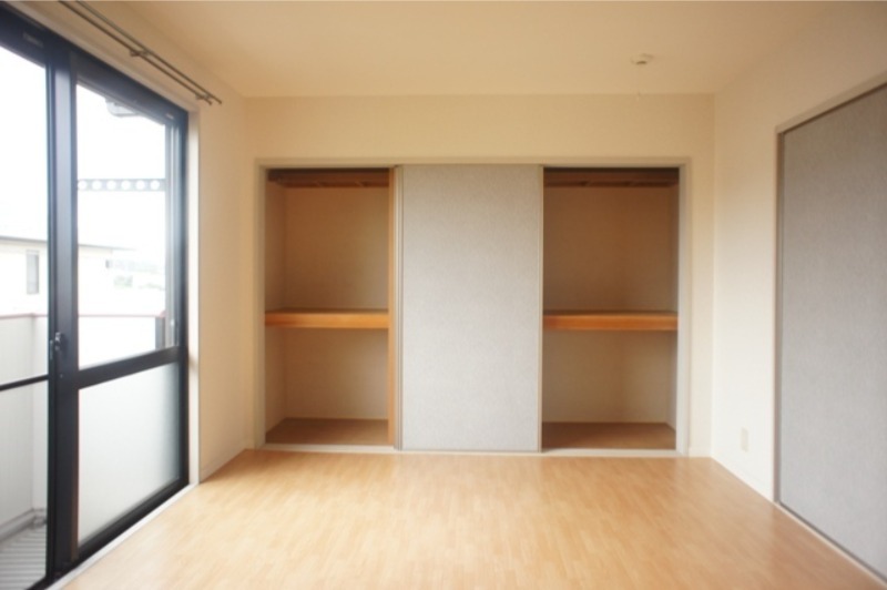 収納　図面と現状に相違がある場合には現状を優先