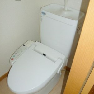 トイレ　※同タイプのお部屋になります。