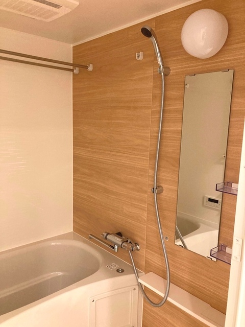バス・シャワールーム　※写真は同タイプ住戸です。