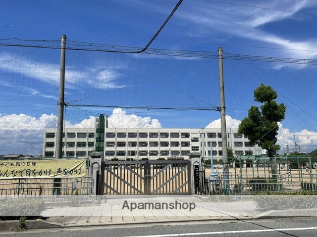 小学校　高浜小学校（小学校）まで1502m
