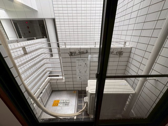 バルコニー　谷口ビル