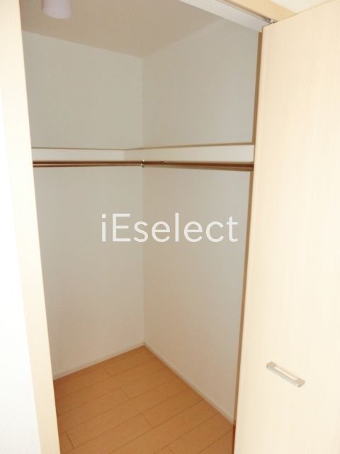 収納　クローゼット付きの洋室です。