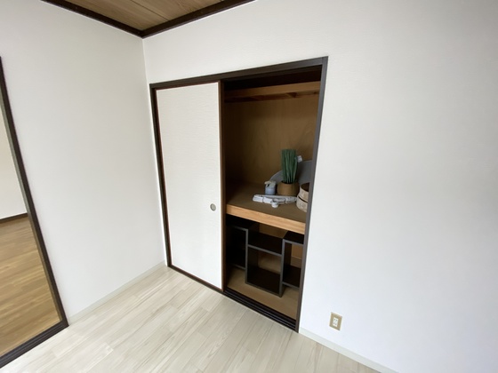 収納　※別部屋の写真です