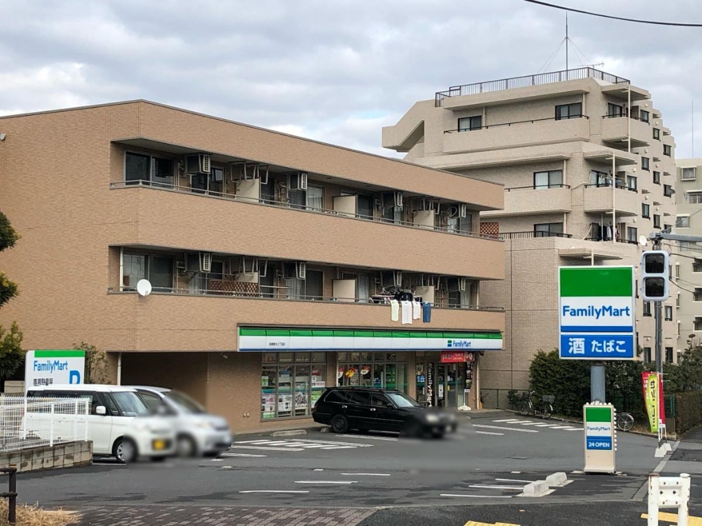 コンビニ　ファミリーマート 板橋徳丸七丁目店（コンビニ）まで569m