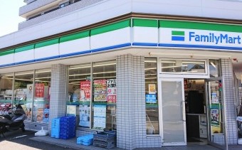 コンビニ　ファミリーマート 横浜本牧通り店（コンビニ）まで1232m