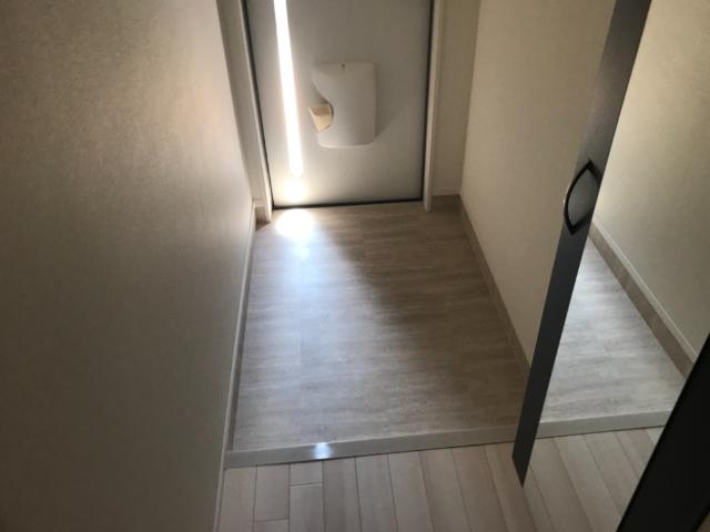玄関　玄関