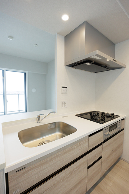 キッチン　※写真は同タイプ住戸です。