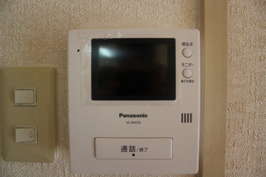 セキュリティ　モニター付きインターホン　※別号室参考写真