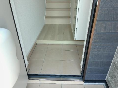 玄関　玄関（イメージ）