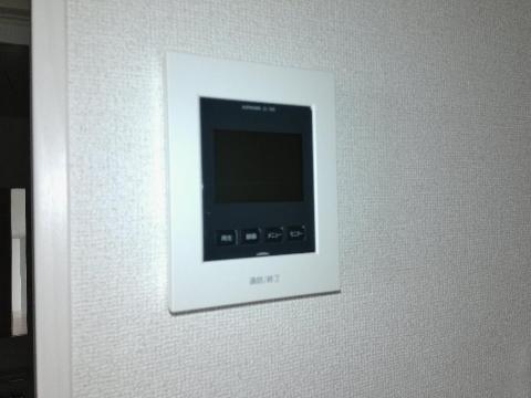 セキュリティ　カメラ付インターホン（イメージ）