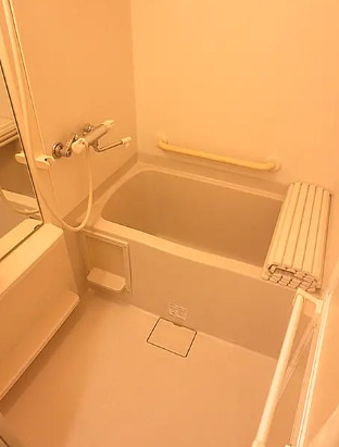 バス・シャワールーム　※別部屋の参考写真です。