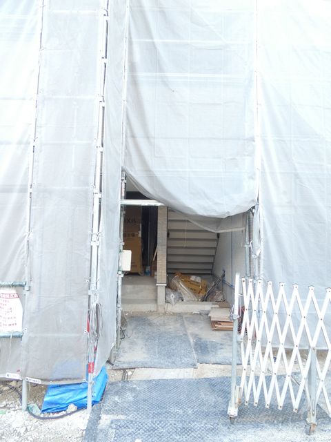 エントランス　建築中