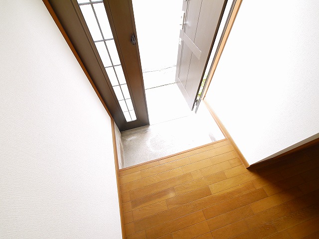 玄関　明るい玄関です