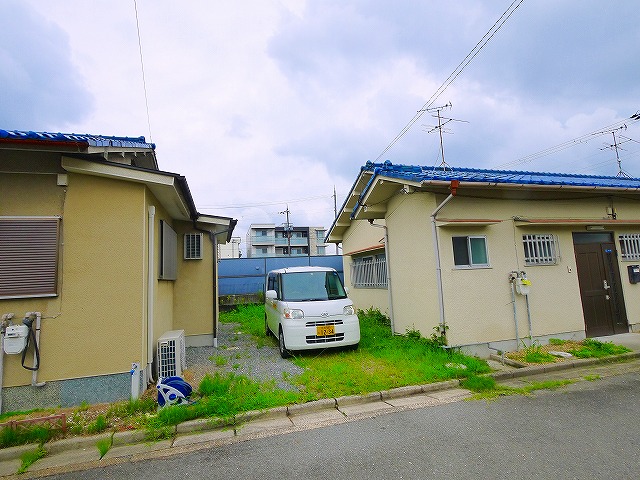 駐車場　車をお持ちの方に嬉しい駐車場付きの物件です