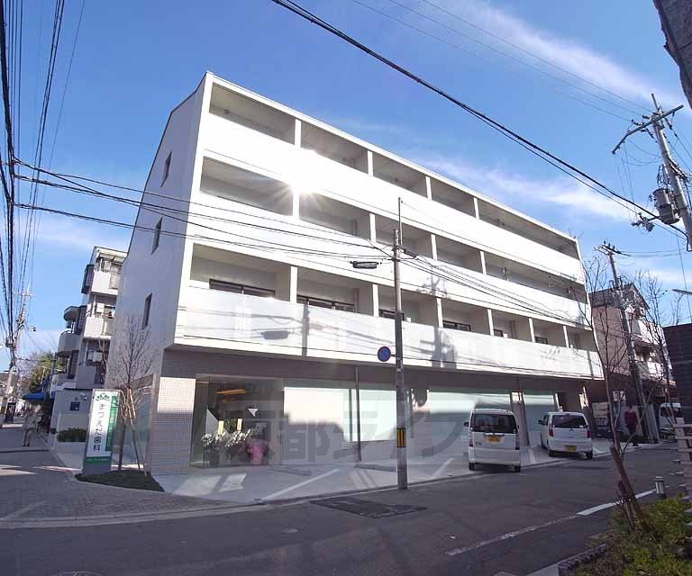 建物外観　２０１５年１２月完成の高級マンション！