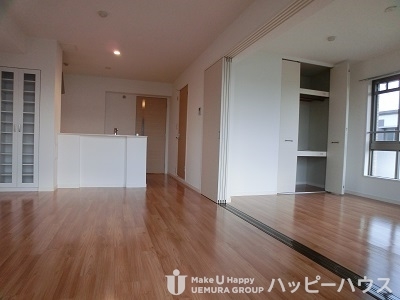居室・リビング　※別部屋のため、参考画像です。