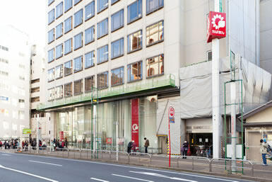銀行　千葉銀行松戸支店（銀行）まで265m