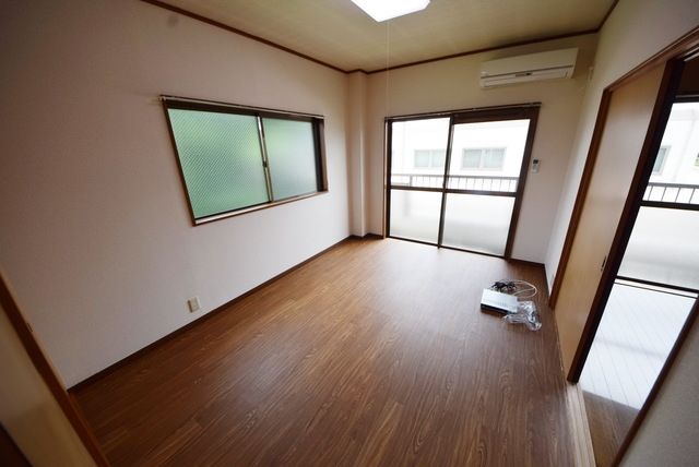 居室・リビング　別部屋参考写真
