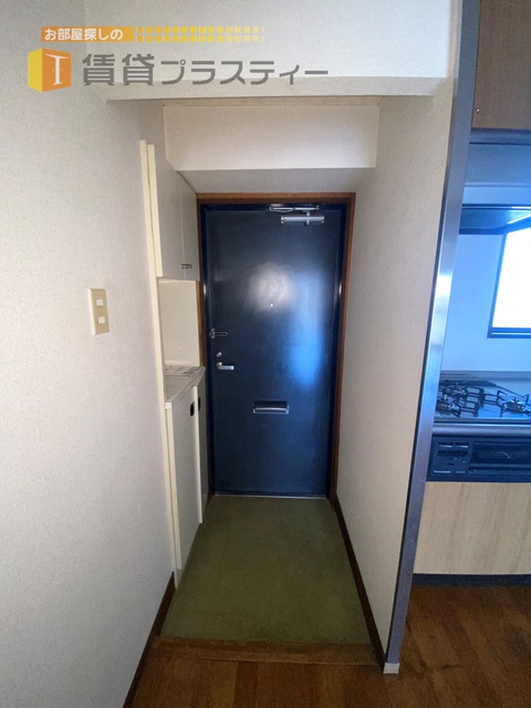 玄関　シューズボックスあります