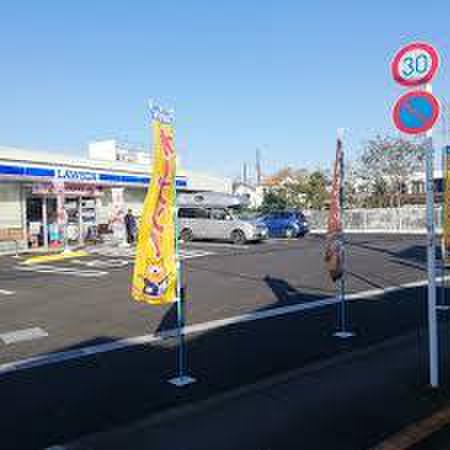 コンビニ　ローソン 小金井東町三丁目店（コンビニ）まで94m