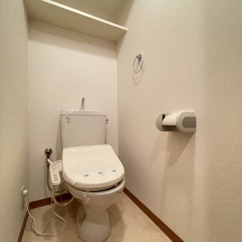 トイレ　同仕様タイプです