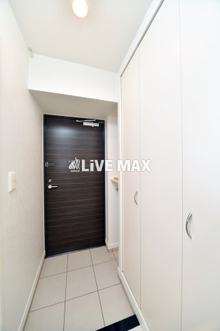 玄関　※写真と異なる場合現状優先