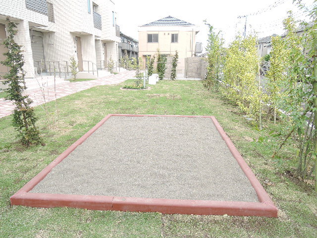 その他共有部分　敷地内に砂場あり