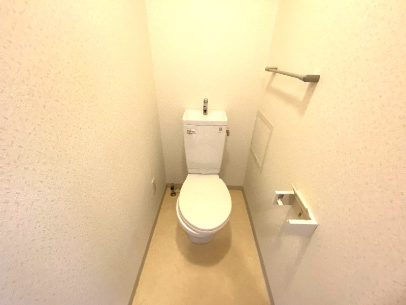 トイレ　トイレは普通ですみません・・。
