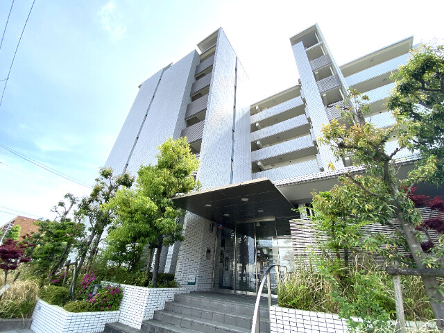 建物外観　岸部駅徒歩３分！