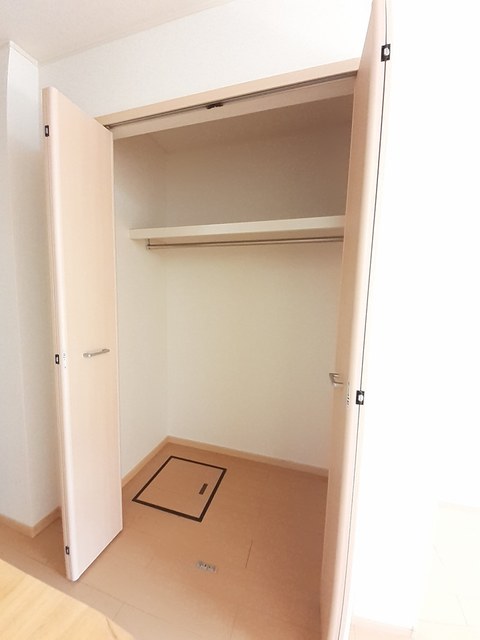 収納　ウォークインクローゼット