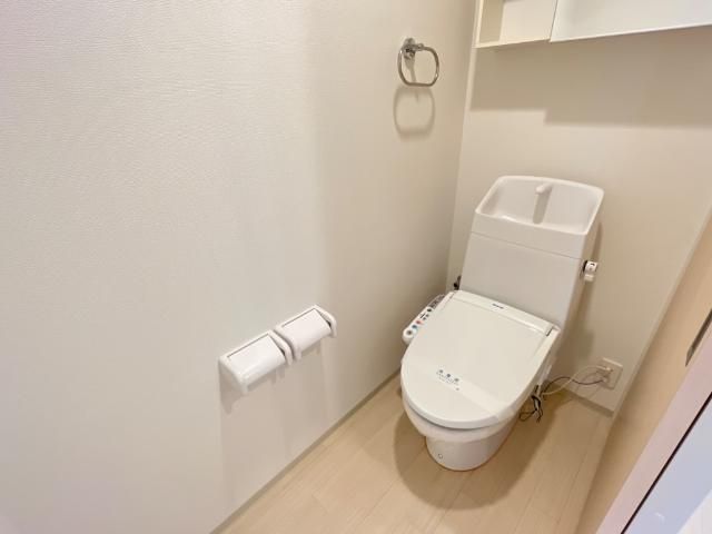 トイレ　シャワー付トイレ