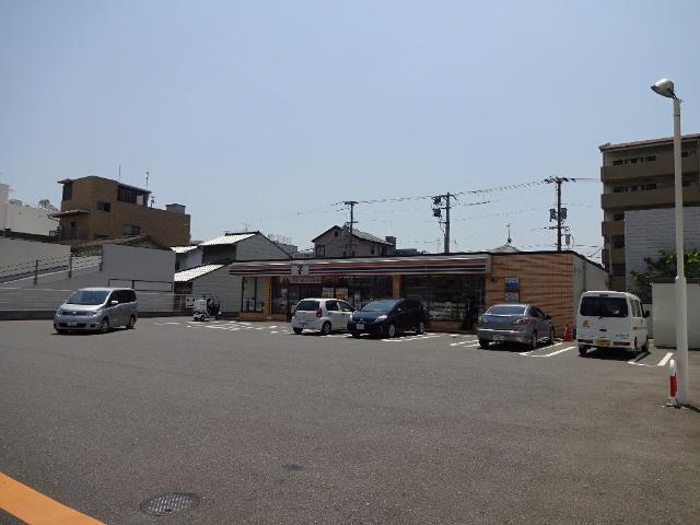 コンビニ　セブンイレブン広島楠木3丁目店（コンビニ）まで278m
