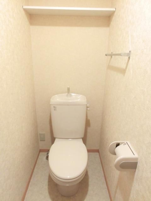 トイレ　※別号室参考写真です