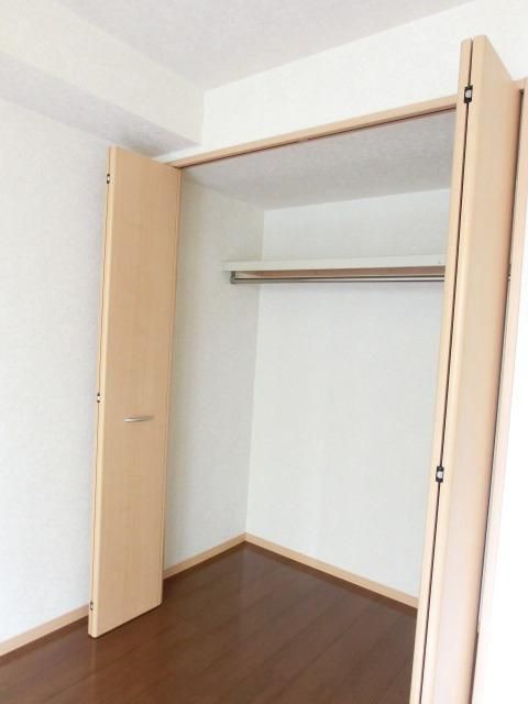収納　※別号室参考写真です