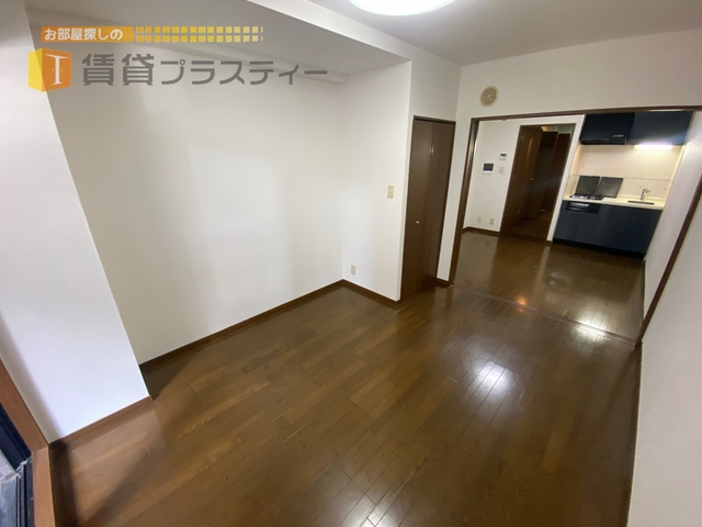 居室・リビング　オールフラットのお部屋で使いやすそうですね