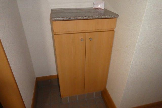 玄関　シューズボックス